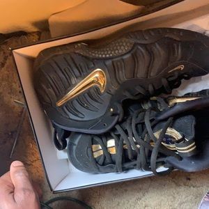 Black/Gold Foamposites pro 9.5